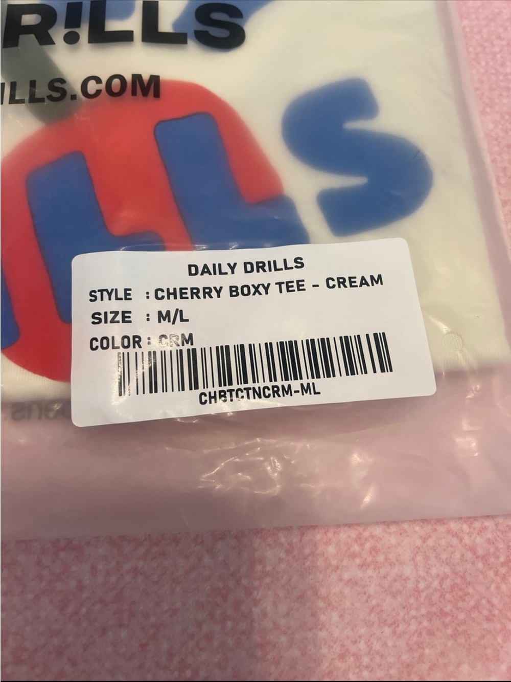 Daily Drills Cherry Boxy TShirt in M/L - Picture 3 of 4